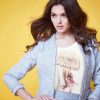 T-shirt Medusa White donna sagomata, maglietta da donna con cuciture laterali. Tessuto con effetto Vintage con una piacevole resa al tatto. Realizzata in Jersey Organico 120 g