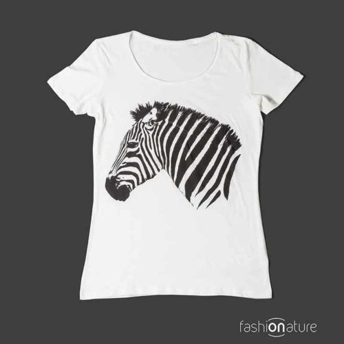 Women's Zebra white T-Shirt raffigura uno stupendo esemplare di Zebra