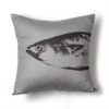 PILLOW TUNA raffigura un tonno, 100% cotone AZO free