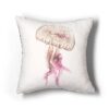 PILLOW JELLYFISH è realizzato in cotone 100% certificato AZO free. Stampa in bianco ad alta definizione con inchiostri OEKO-TEX.